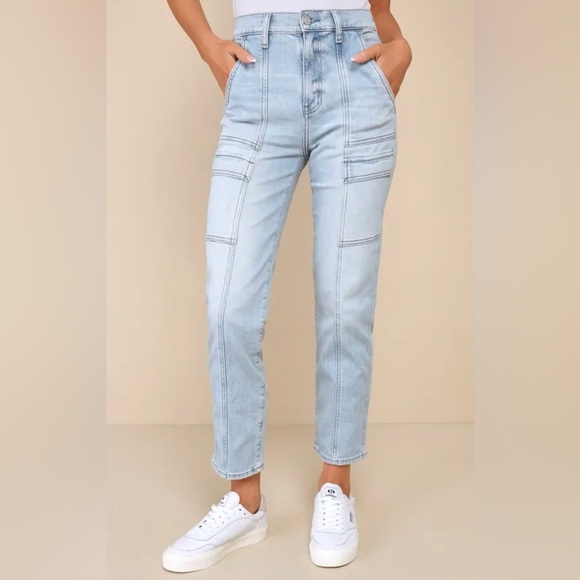 Daze Denim Straight Up Light Wash High-Rise StraightCropped Cargo Jeans - Picture 1 of 5